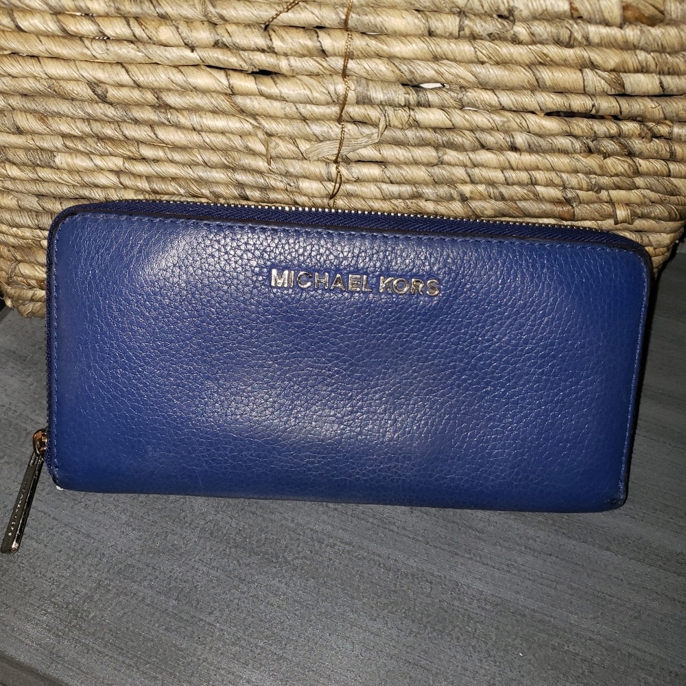 Navy Michael Kors wallet
